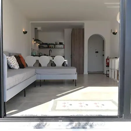 Airy 3br, Ac, Garden, 2min Strip, 8min Oura Lejlighed