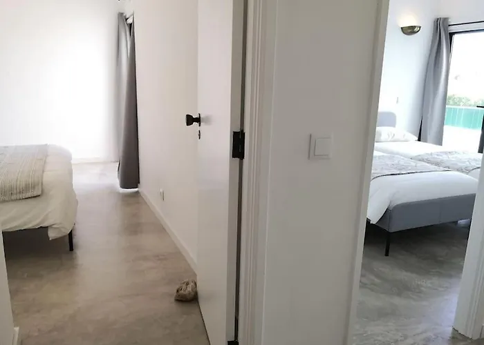 アパート Airy 3br, Ac, Garden, 2min Strip, 8min Oura *