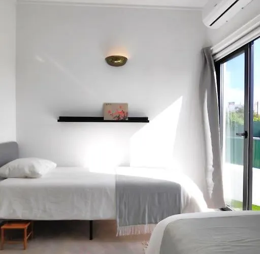 アパート Airy 3br, Ac, Garden, 2min Strip, 8min Oura *