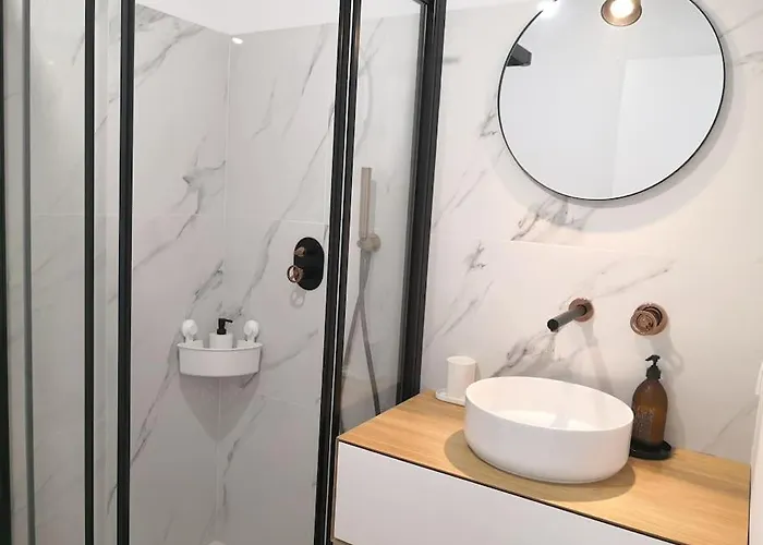 アパート Airy 3br, Ac, Garden, 2min Strip, 8min Oura アルブフェイラ