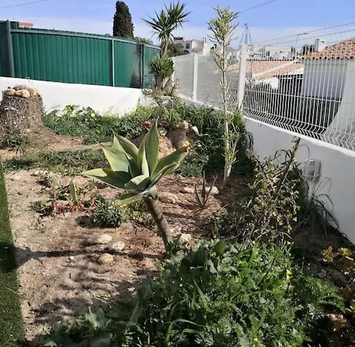 Airy 3br, Ac, Garden, 2min Strip, 8min Oura * アルブフェイラ