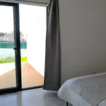 Airy 3br, Ac, Garden, 2min Strip, 8min Oura 알부페이라